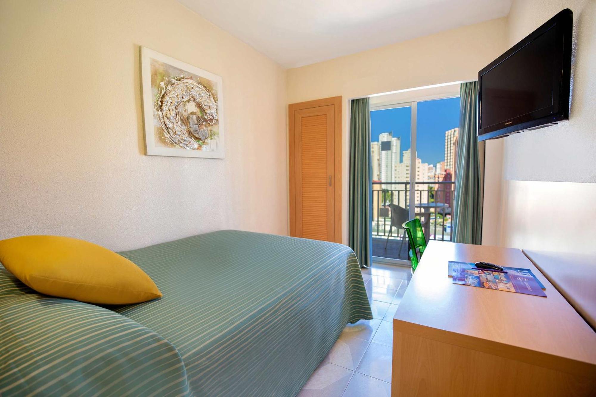 Hotel Servigroup Pueblo Benidorm Habitación foto
