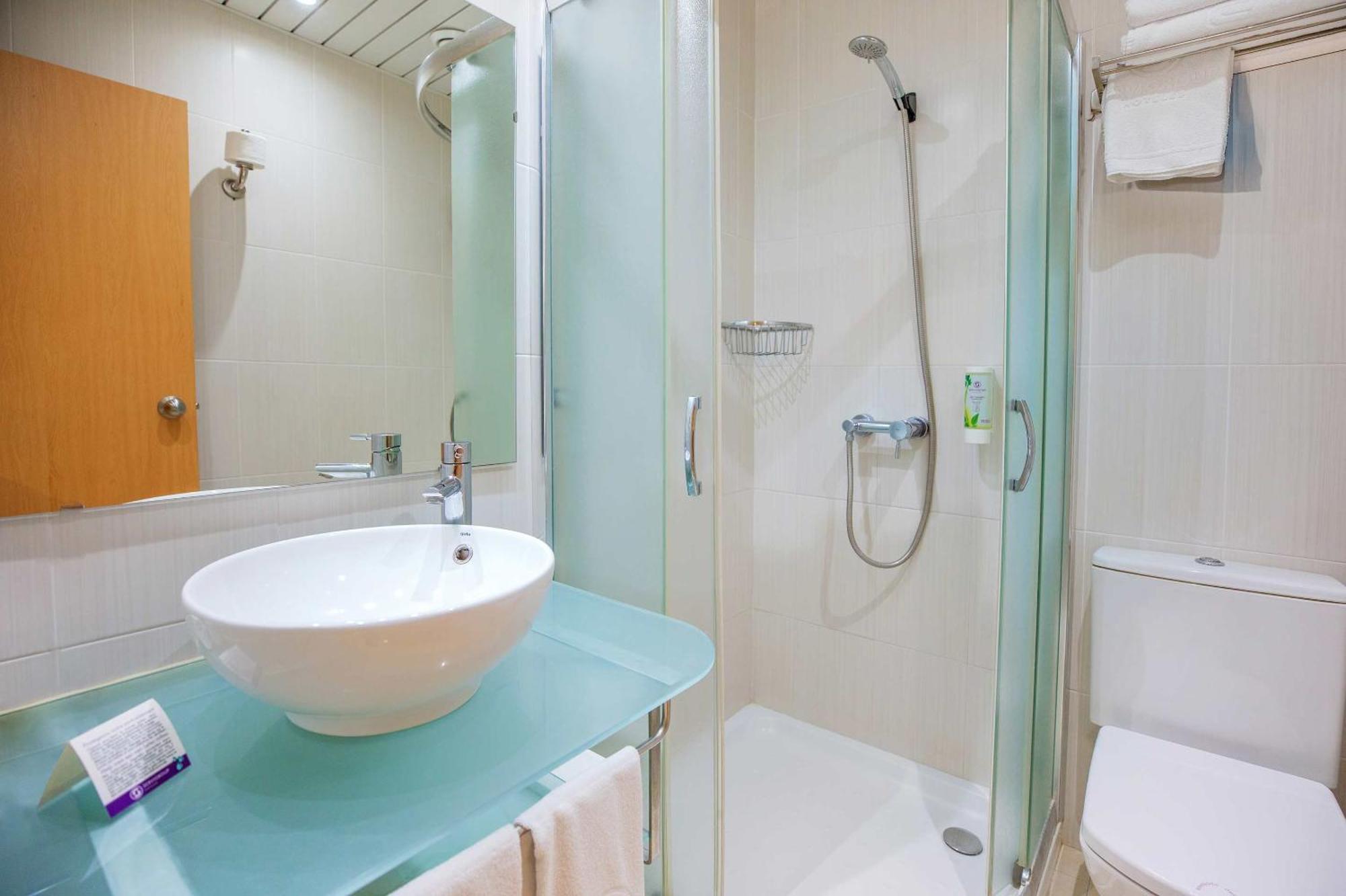Hotel Servigroup Pueblo Benidorm Habitación foto