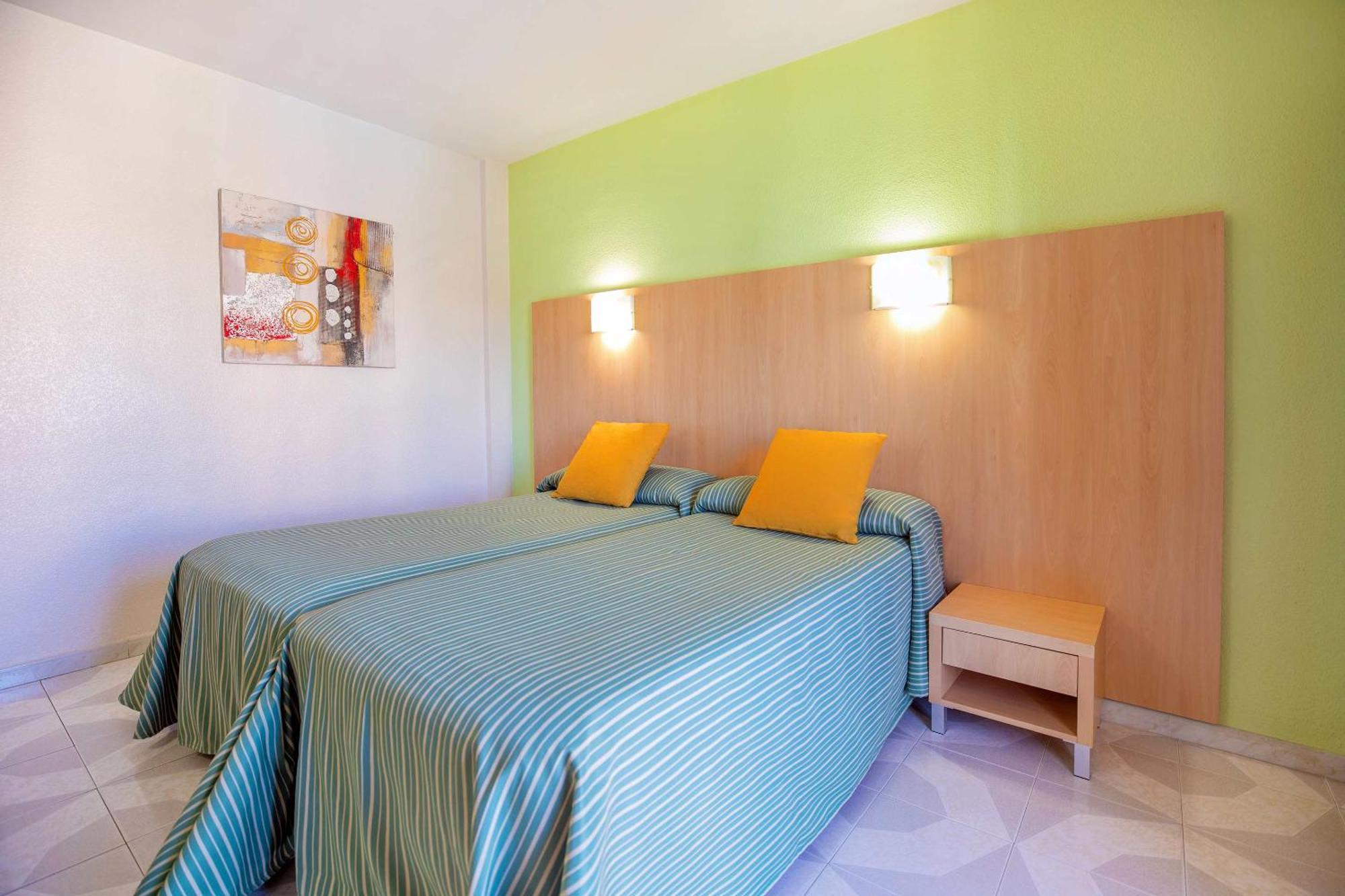 Hotel Servigroup Pueblo Benidorm Habitación foto